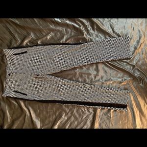 Black and white print cropped slacks